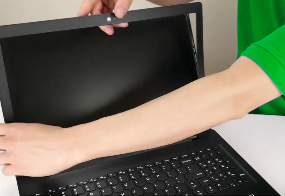 Sửa Laptop Bị Vỡ Màn Hình Phường An Phú Đông - Quận 12 Cũ