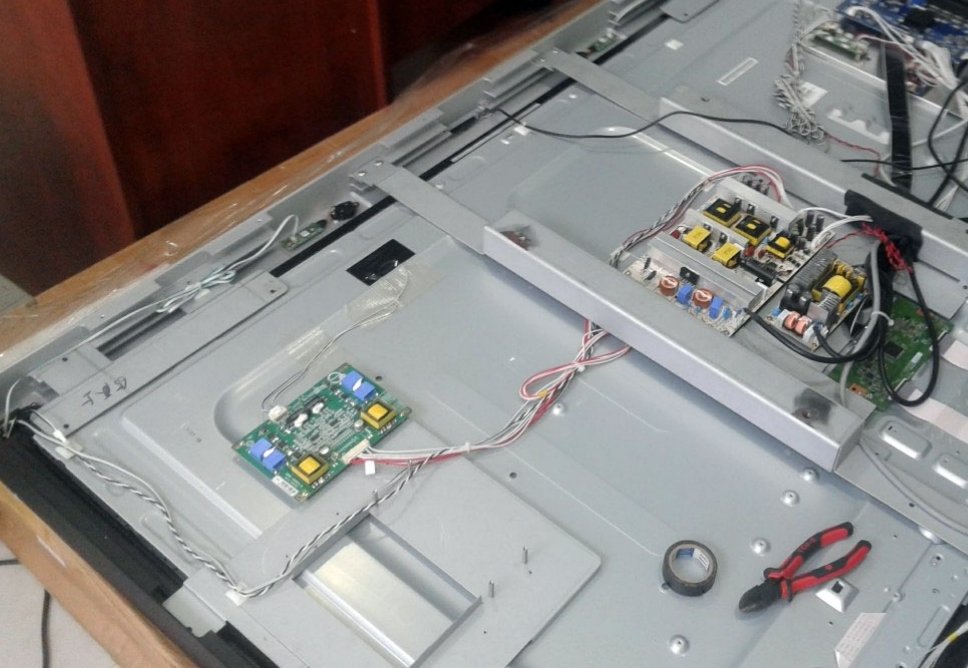 Sửa Màn Hình Máy Tính Quận Phú Nhuận Tận Nơi