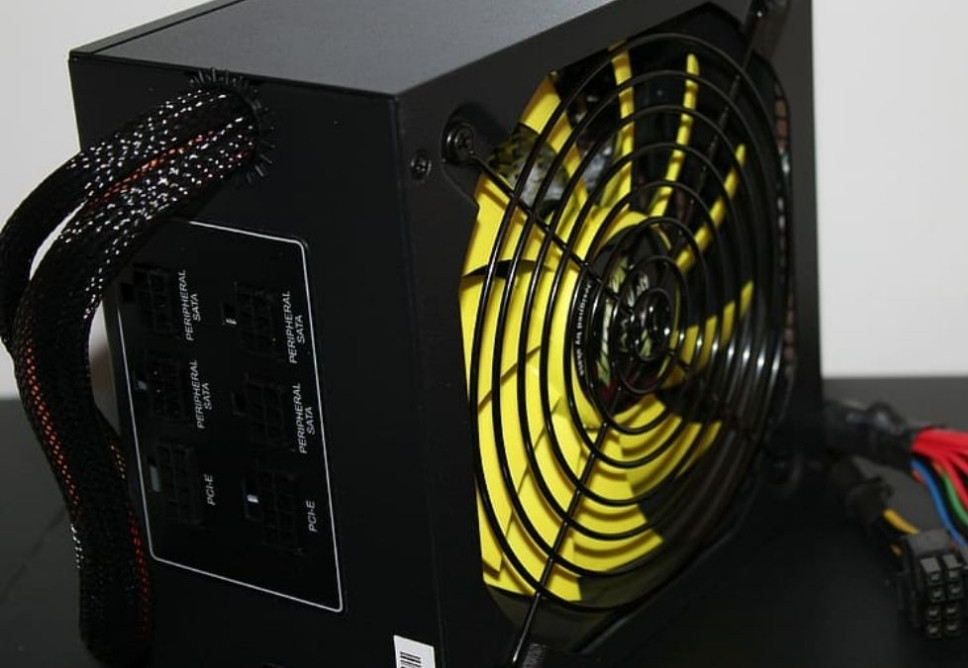 Sửa Nguồn Máy Tính Quận 12 - Dịch Vụ Tận Nhà