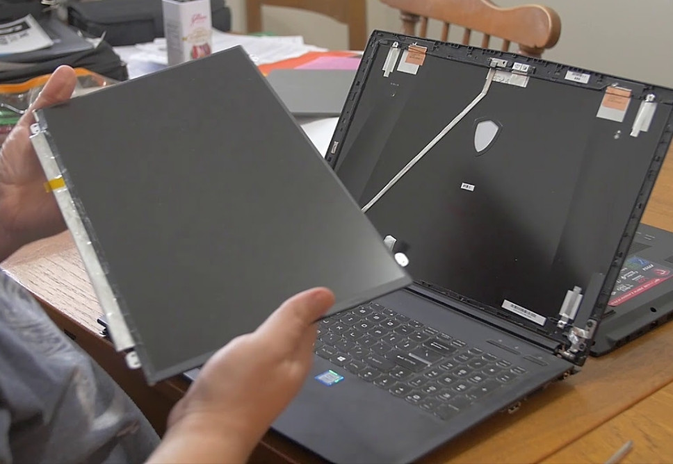 Sửa Màn Hình Máy Tính Quận 1 Tận Nhà