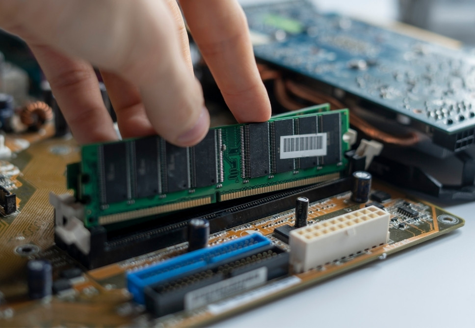 Sửa Máy Tính Bị Treo Quận 3 Tận Nơi