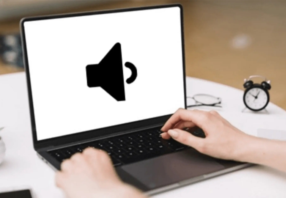 Thay Loa Laptop Quận Tân Phú - Dịch Vụ Tận Nhà