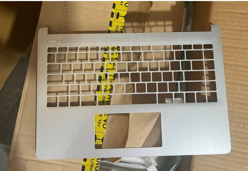 Thay Vỏ Laptop Quận Gò Vấp - Dịch Vụ Tận Nhà