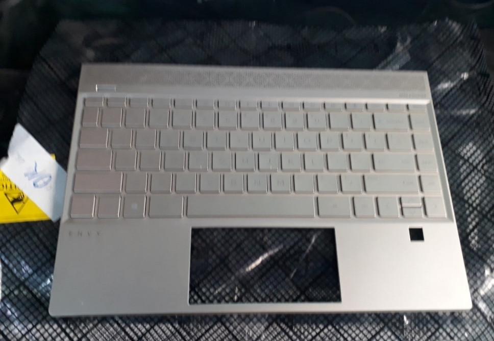 Thay Vỏ Laptop Quận Tân Phú Chính Hãng