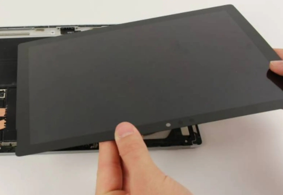 Thay Màn Hình Surface Quận Thủ Đức Tận Nhà