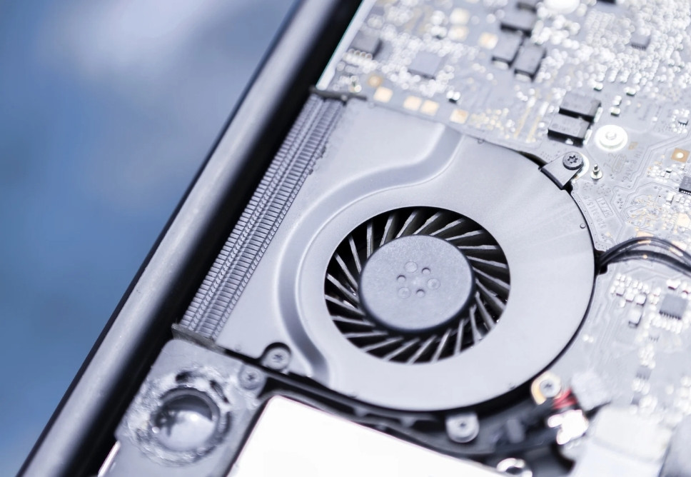 Thay Quạt Laptop Tận nhà Lấy Liền Tại Quận 10