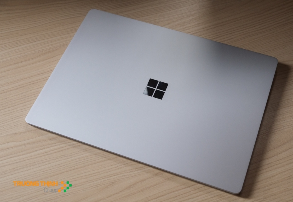 Thay Vỏ Surface Quận Tân Bình Chính Hãng