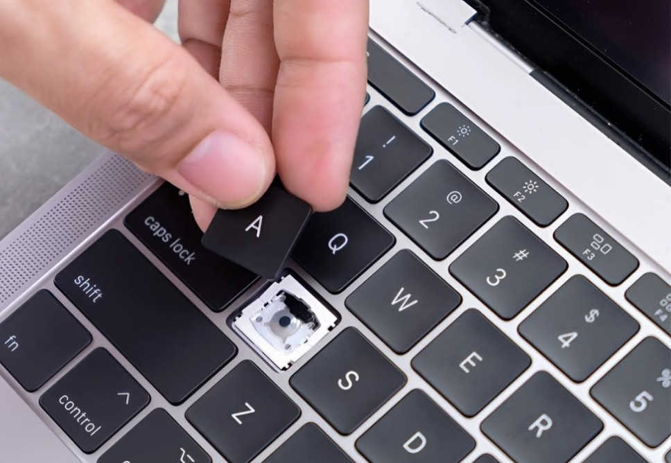 Thay Bàn Phím Macbook Quận 7 Lấy Liền