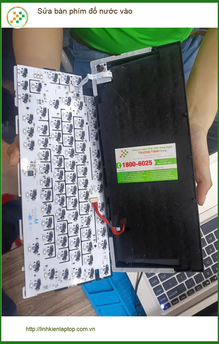 Tiệm sửa bàn phím đổ nước vào Quận Tân Phú - Cô Thanh nhân viên văn phòng review ảnh thực tế 1