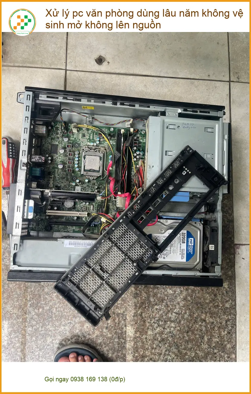Anh Tấn quản lý văn phòng Quận Phú Nhuận xử lý pc không lên nguồn ảnh thực tế 1